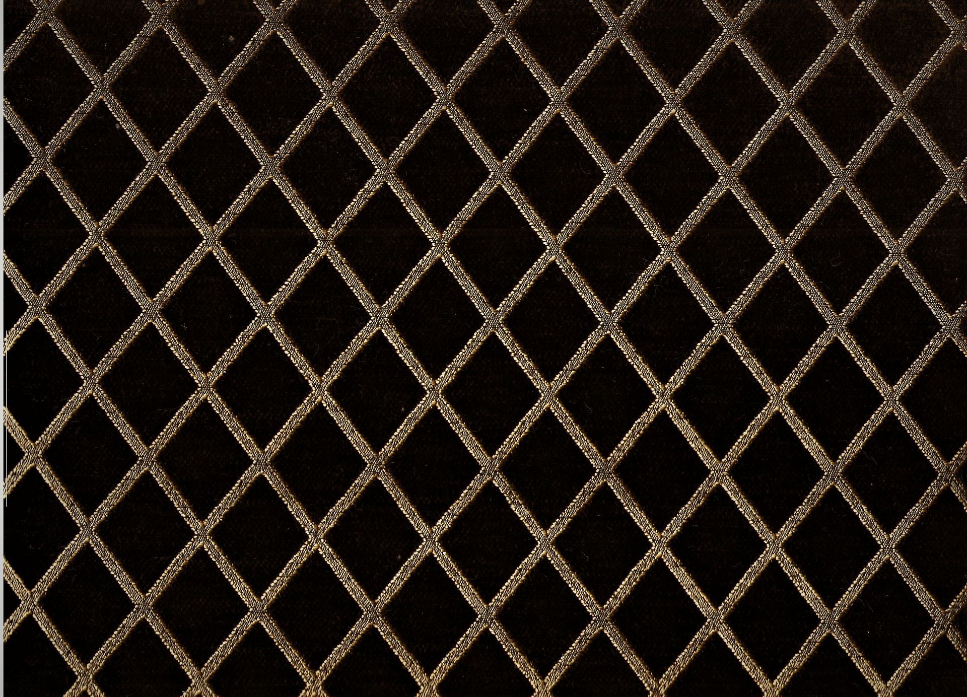 030