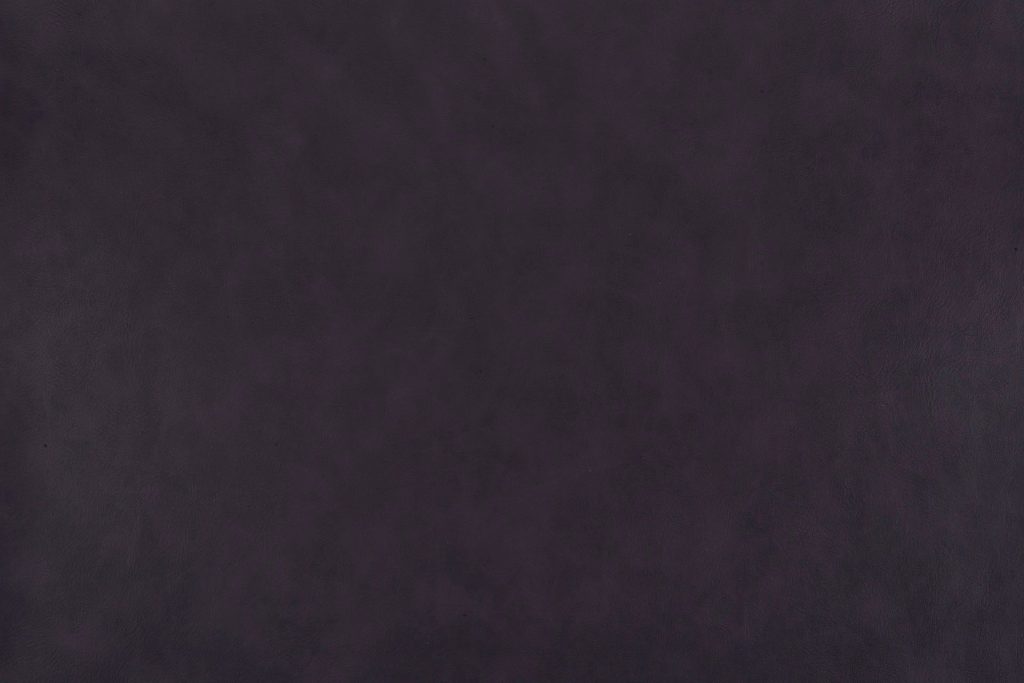 560
