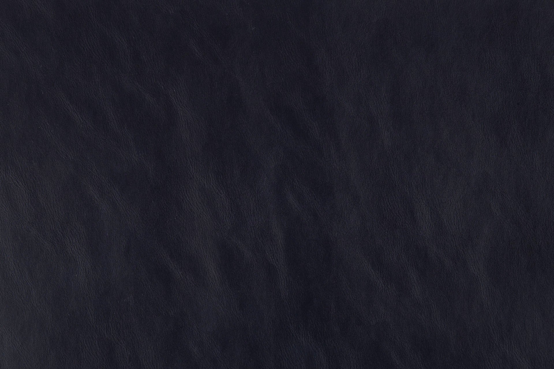 560