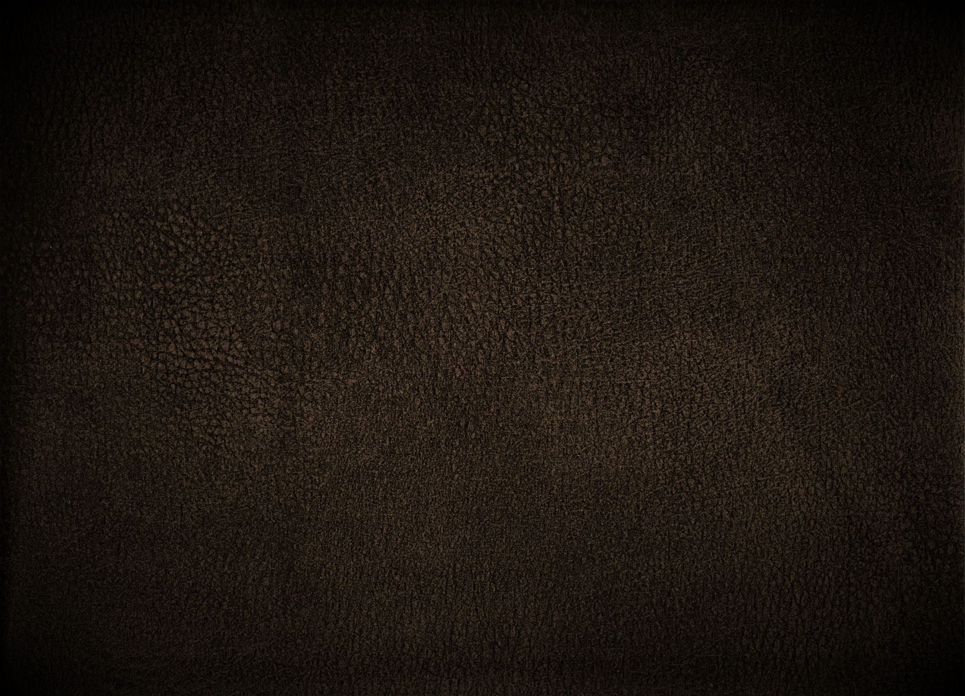 825